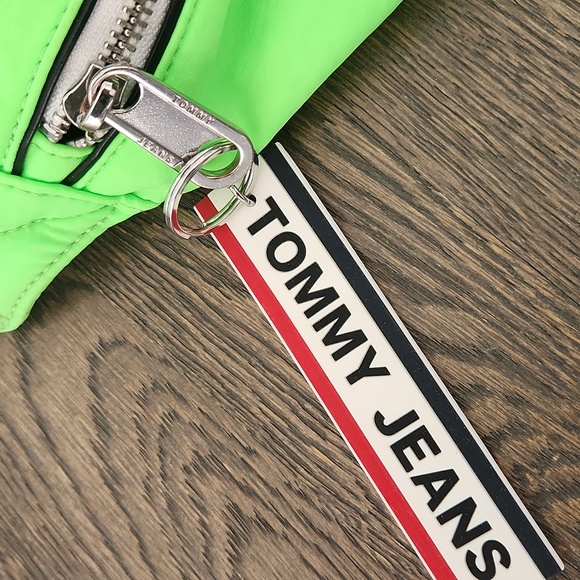 Tommy Hilfiger bum bag - Picture 2 of 4